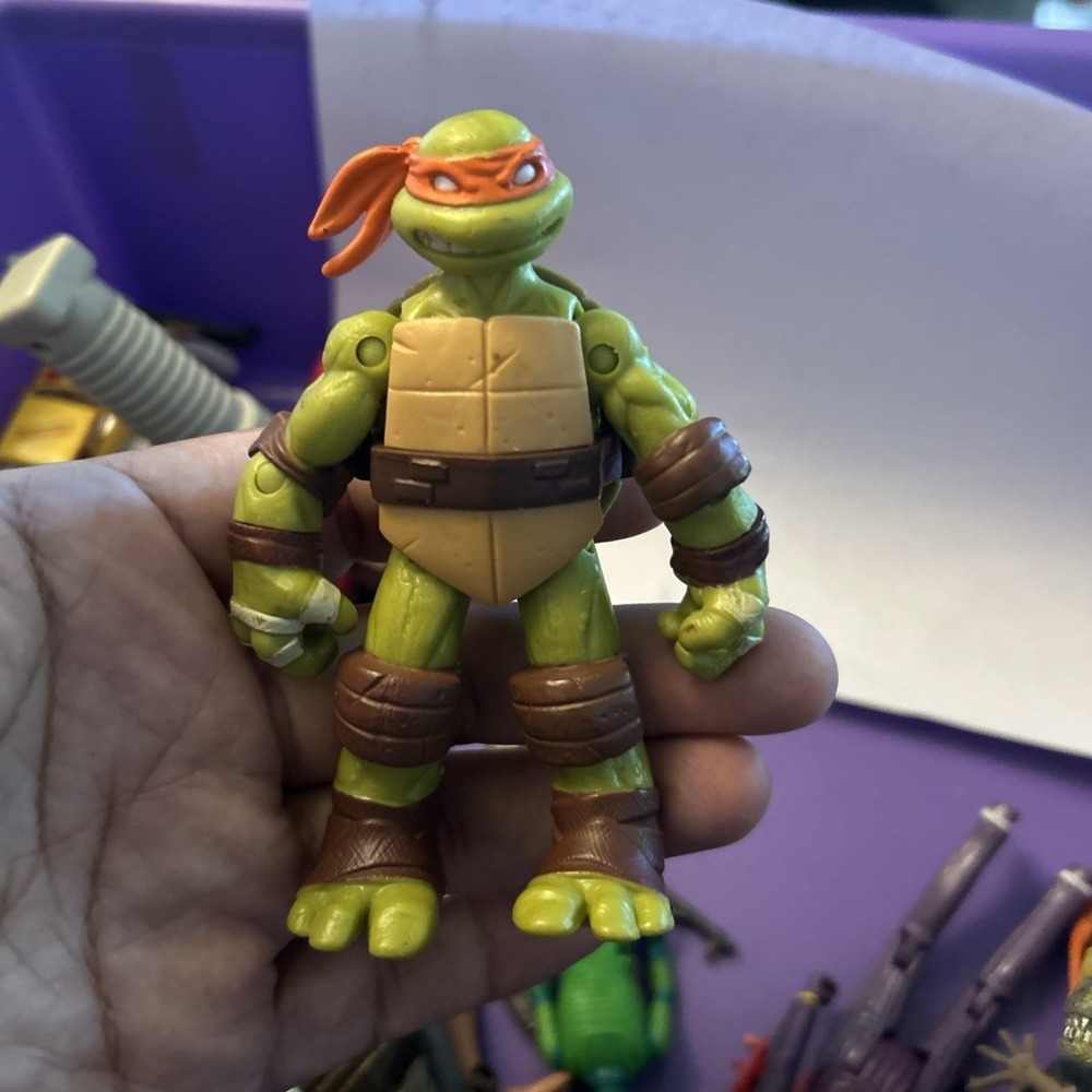 TMNT Michelangelo Action Figure Playmates 2012 Nickelodeon Teenage Mutant Ninja